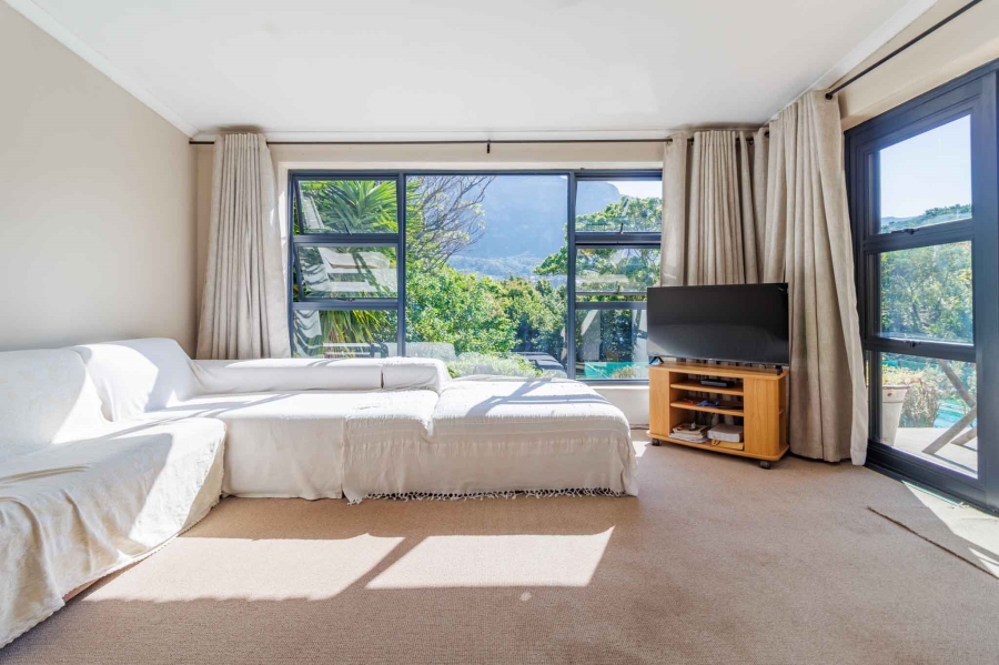4 Bedroom Property for Sale in Tierboskloof Western Cape